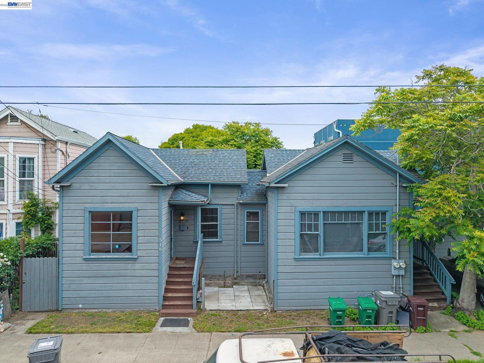 Property Photo:  502 Lewis St  CA 94607 