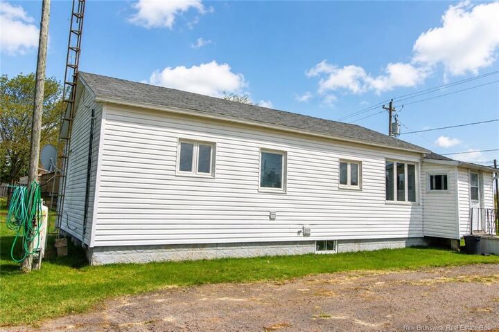 Property Photo:  168 Main Street  NB E4W 2B5 
