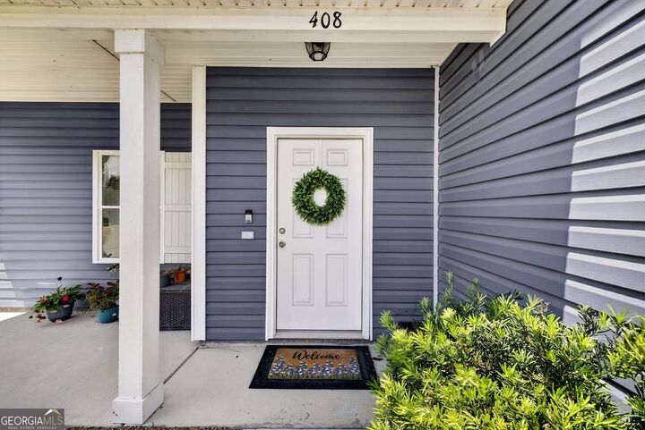 Property Photo:  408 Fairview Circle  GA 31313 