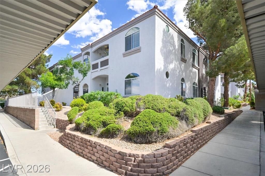 Property Photo:  700 Carnegie Street 3612  NV 89052 