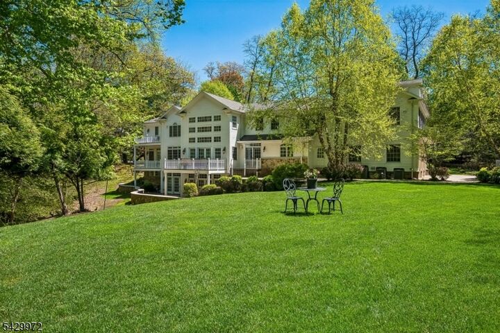 Property Photo: 9 Bishops Ln NJ 07078