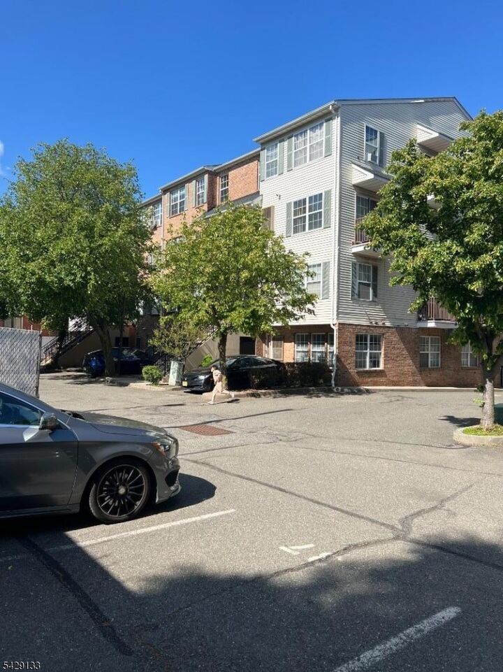 Property Photo: 80 Union St A15 NJ 07105