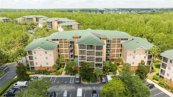 Property Photo:  3050 Pirates Retreat Court 408  FL 34747 