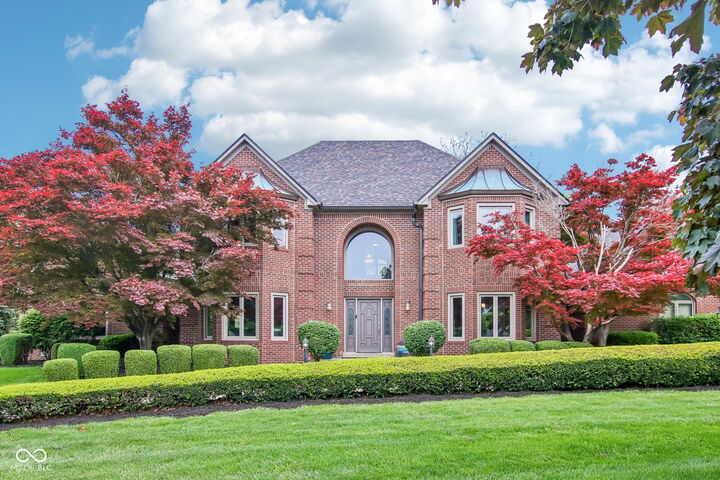 Property Photo: 152 Derbyshire Drive IN 46229