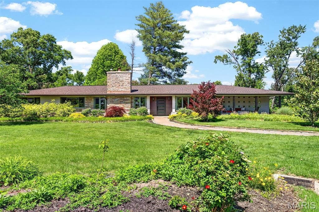 Property Photo:  15 Terrace Gardens  MO 63131 