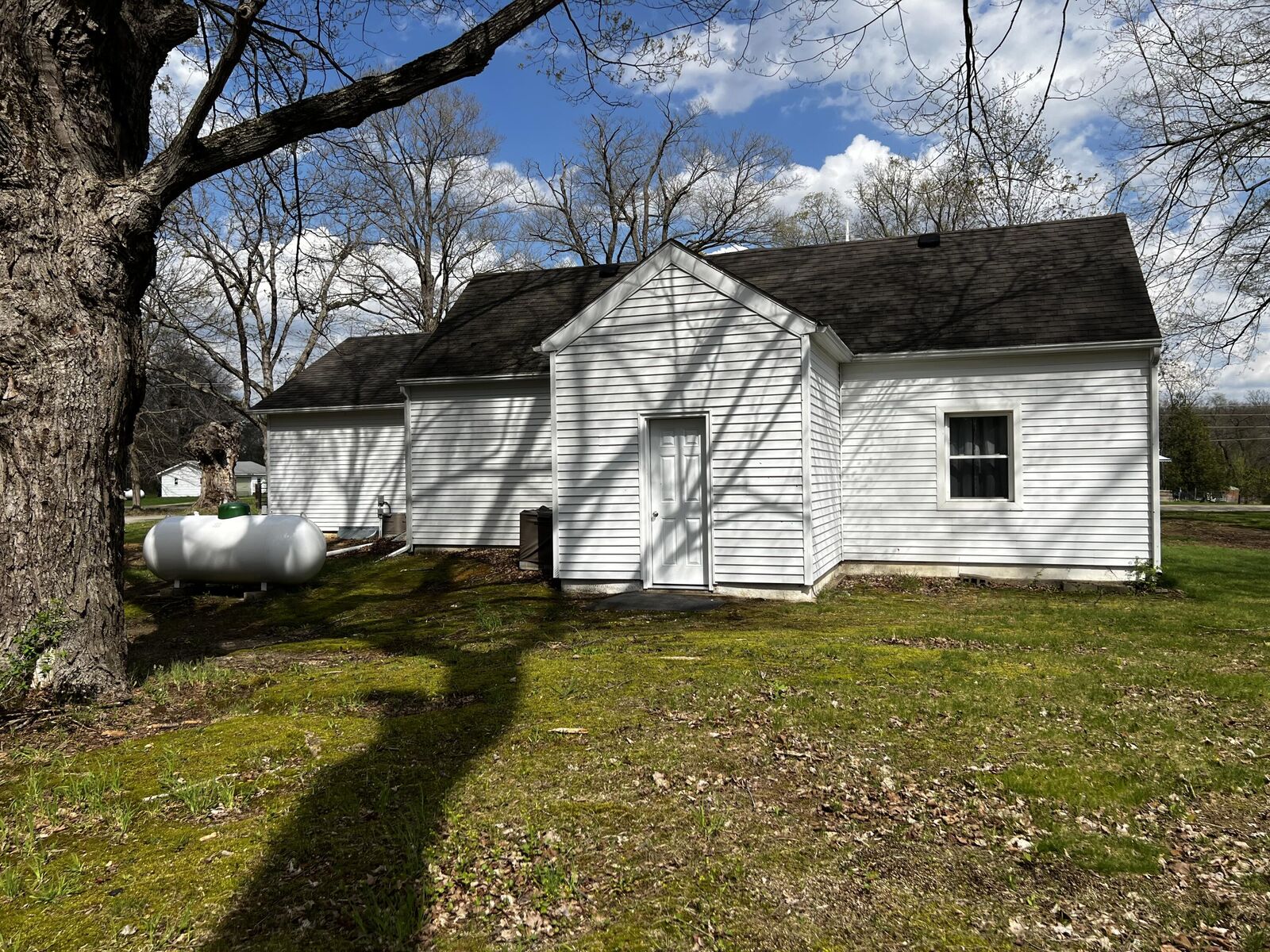 Property Photo: 8768 Jerome Road N MI 49249