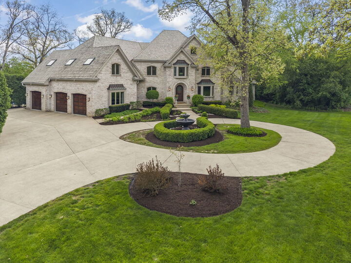 Property Photo:  1S370 Winfield Road  IL 60189 