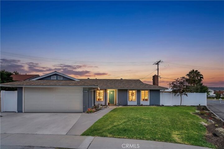 Property Photo:  1566 Corsica Place  CA 92626 
