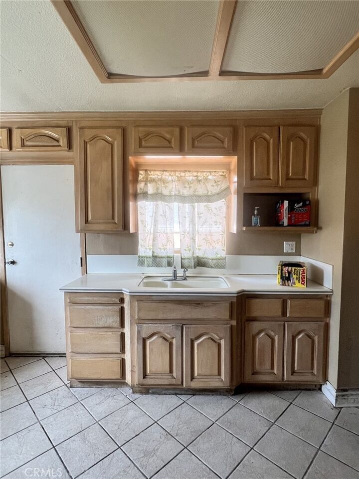 Property Photo:  11914 N Hastings Drive Drive  CA 90605 