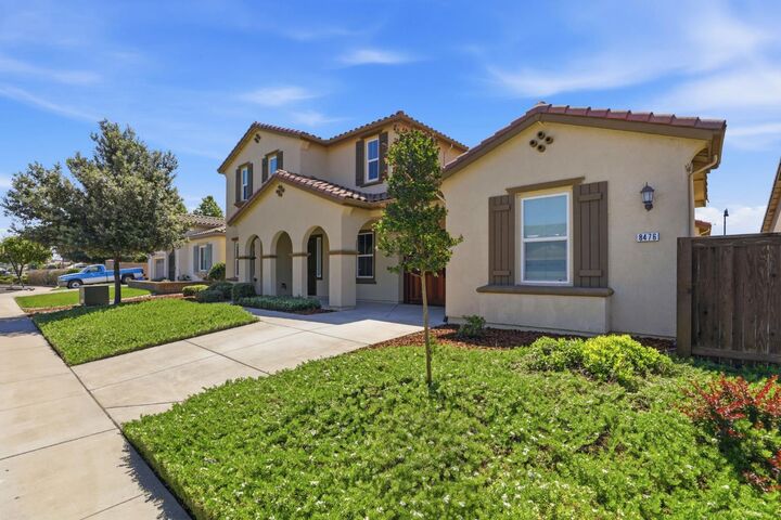 Property Photo:  8476 Bolcetto Circle  CA 95757 