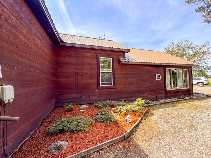 Property Photo:  617 Arden Hill Rd  WA 99114 