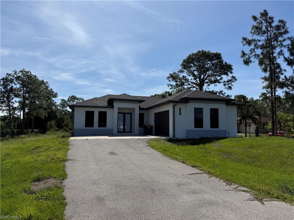 Property Photo:  4768 40th St NE  FL 34120 