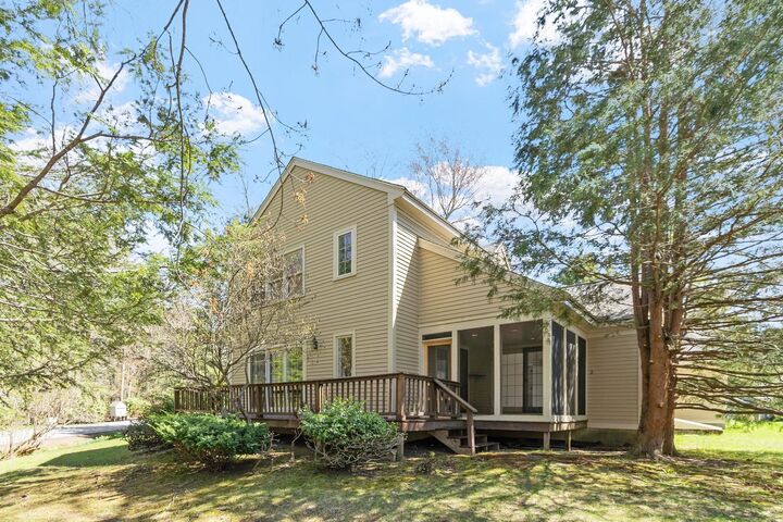 Property Photo:  21 Peninsula Drive  NH 03885 