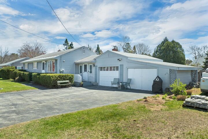 Property Photo:  110 Maple Street  NH 03878 
