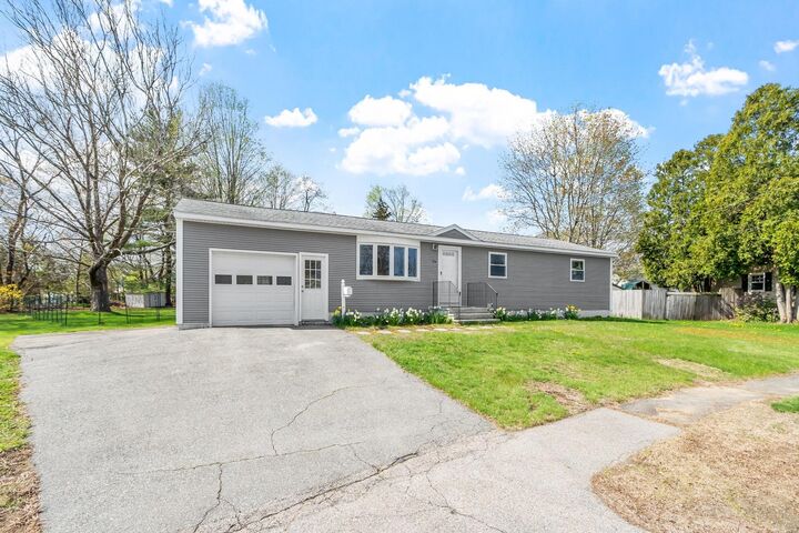 Property Photo:  74 Suzanne Drive  NH 03801 
