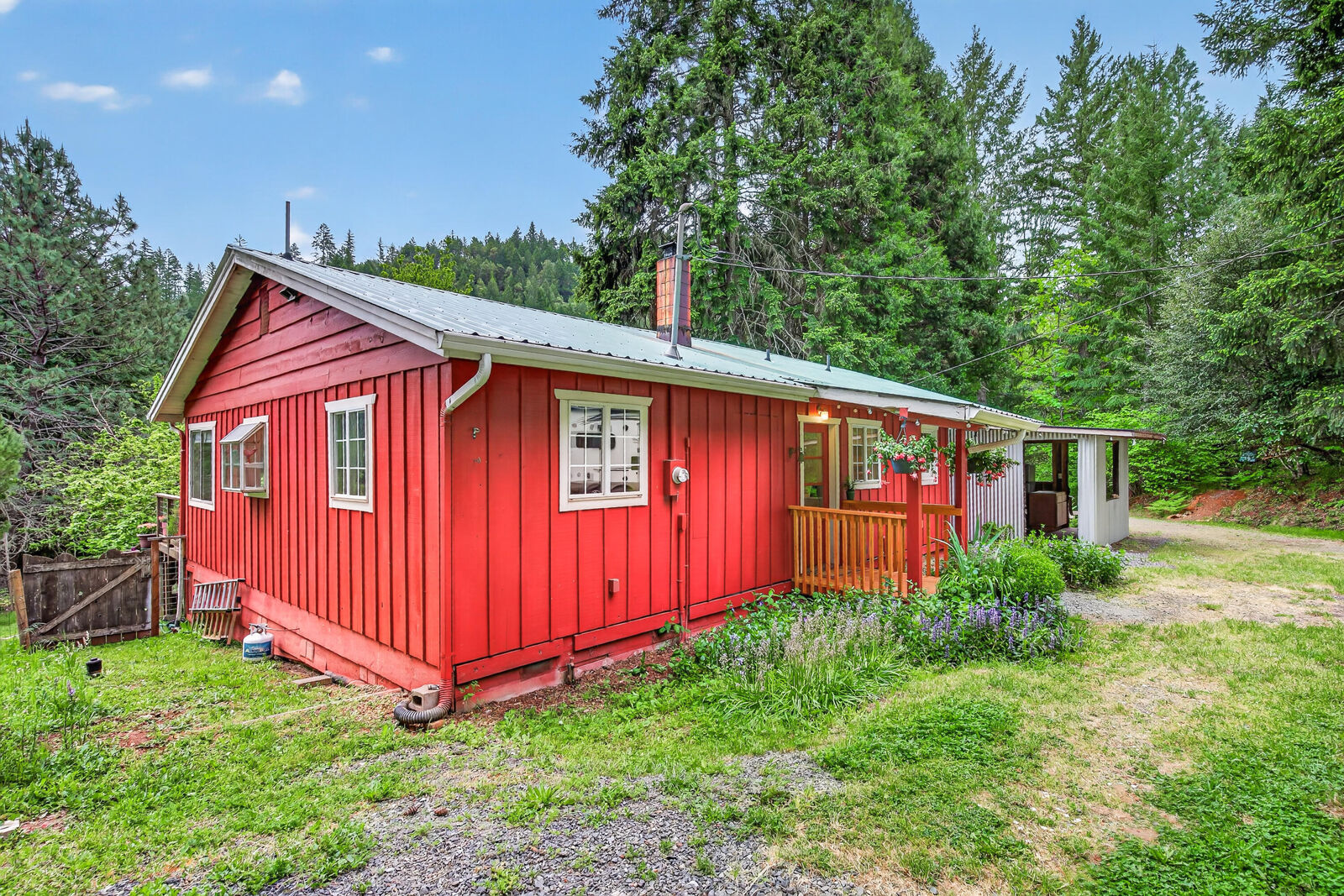 Property Photo:  181 Brimstone Gulch Road  OR 97497 