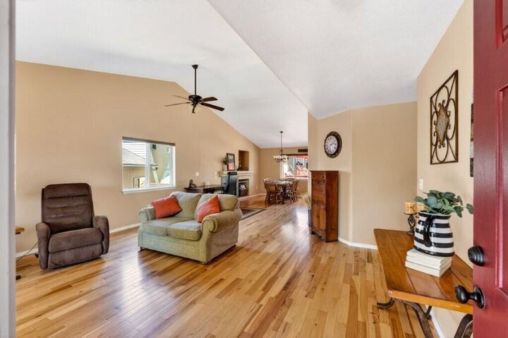 Property Photo:  2144 SW 37th Street  OR 97756 
