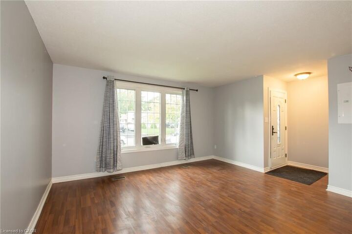 Property Photo:  81 Marc Boulevard Upper  ON L3B 5V2 