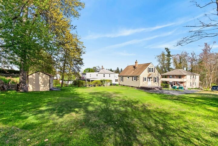 Property Photo:  75 Connors St  MA 01420 