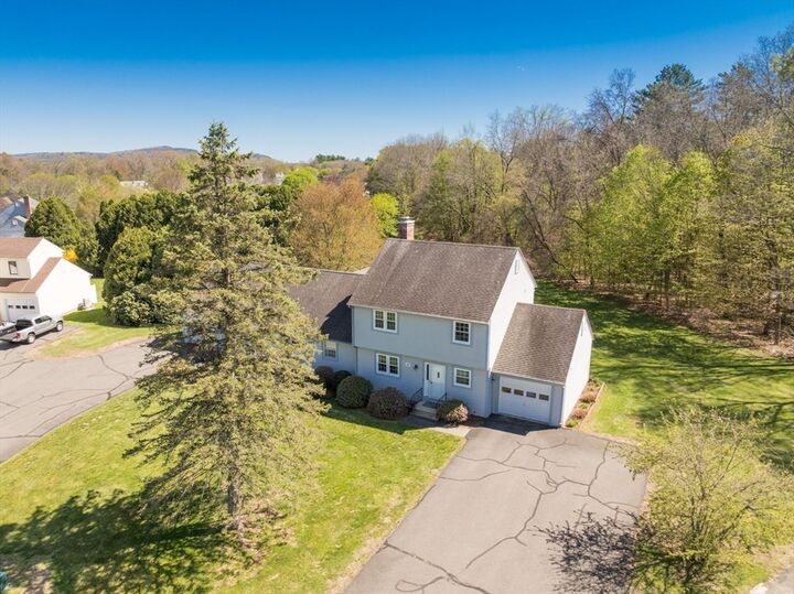 Property Photo:  6 Duncan Dr B  MA 01373 