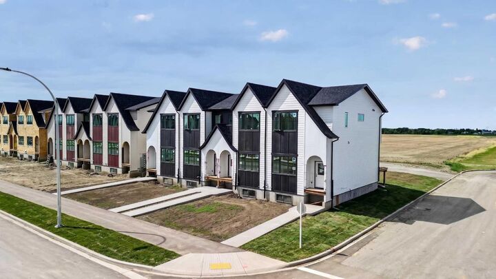 Property Photo: 2714 16 Avenue AB T1M 0G8