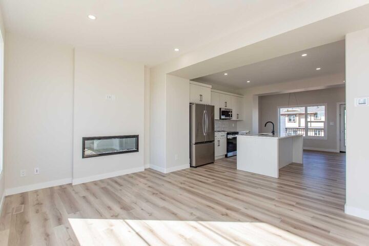 Property Photo:  65 Lavelle Close  AB T4R 0V7 