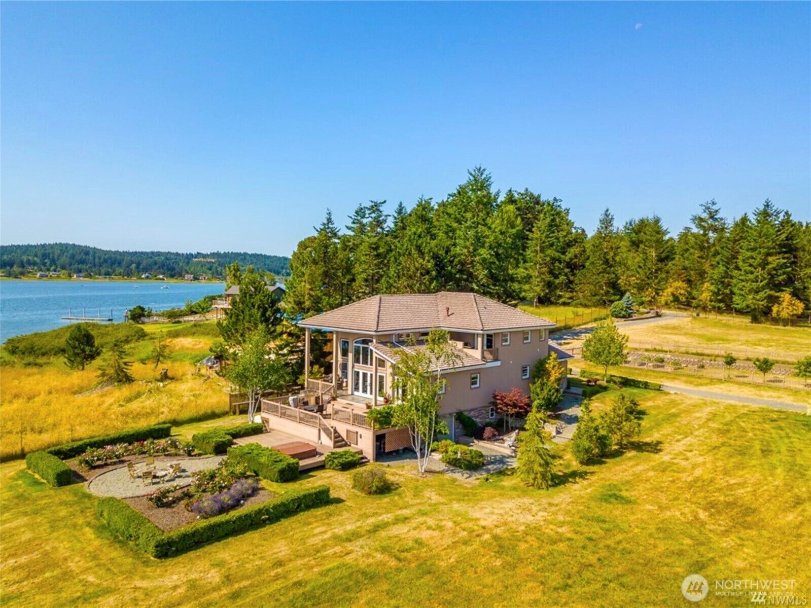 Property Photo: 1898 Bayshore Road WA 98261