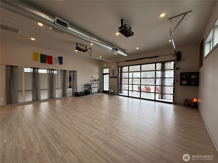 Property Photo:  94  Wapato Point Parkway A  WA 98831 