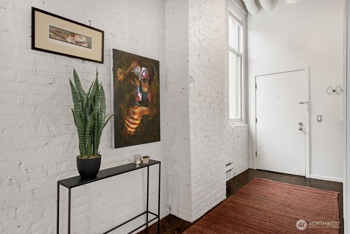 Property Photo:  80 S Jackson Street 202  WA 98104 