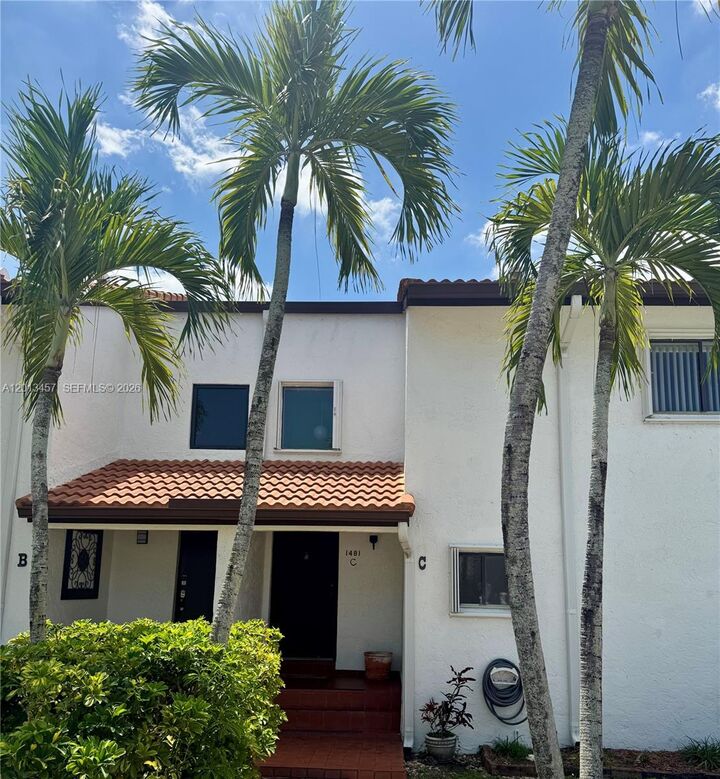 Property Photo:  1481 SW 124th Ct 7-C  FL 33184 