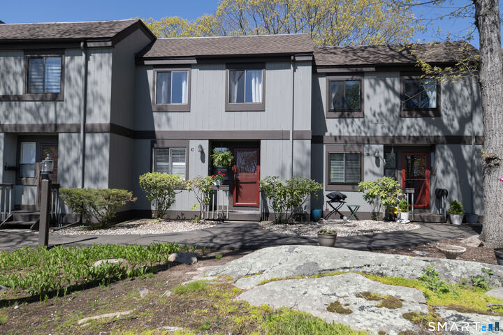 Property Photo: 21 Harbour Village C CT 06405