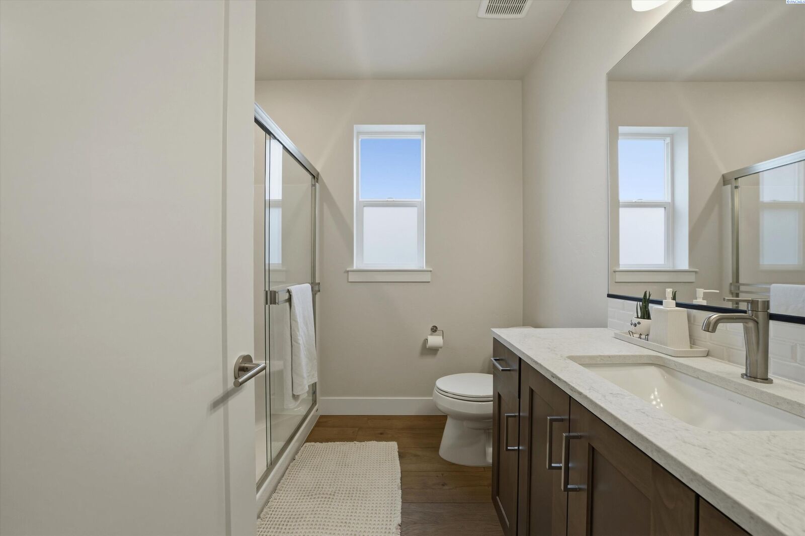 Property Photo:  2859 Centerline Ave  WA 99354 