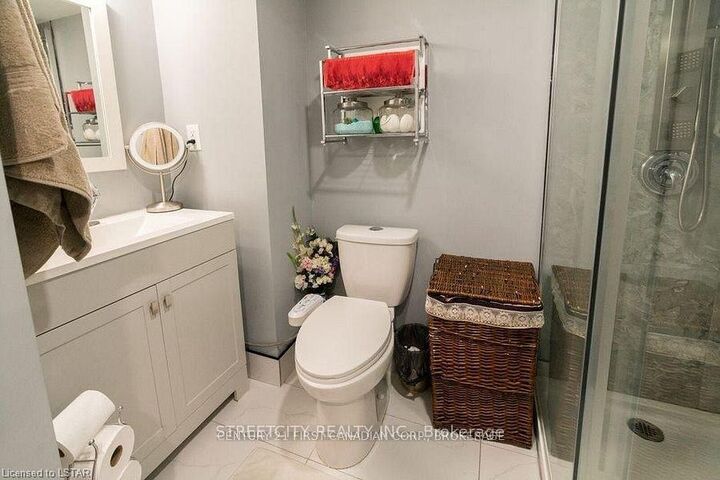 Property Photo: 43 Renny Crescent ON N6E 2C4