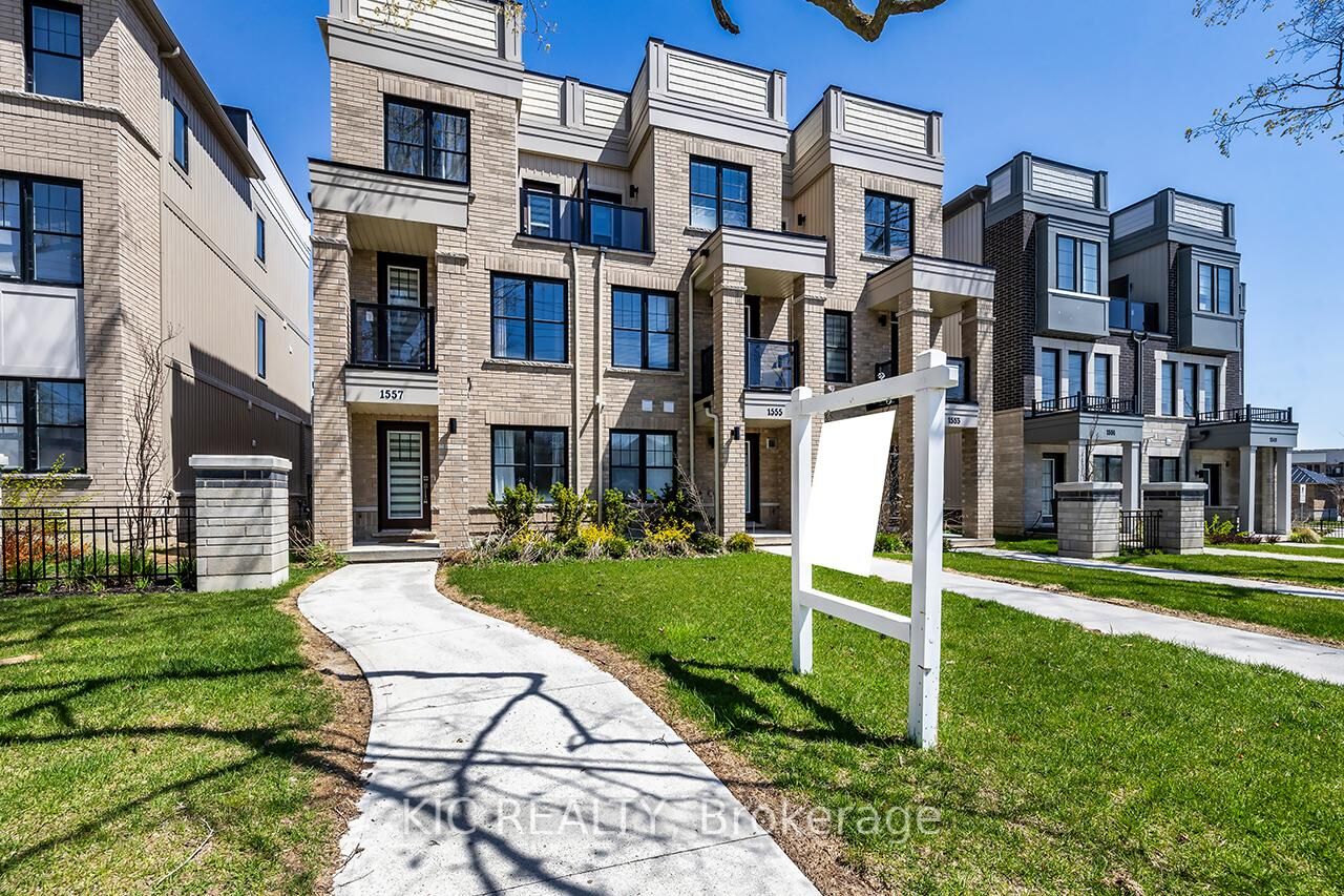 Property Photo: 1557 Green Road ON L1C 7E5