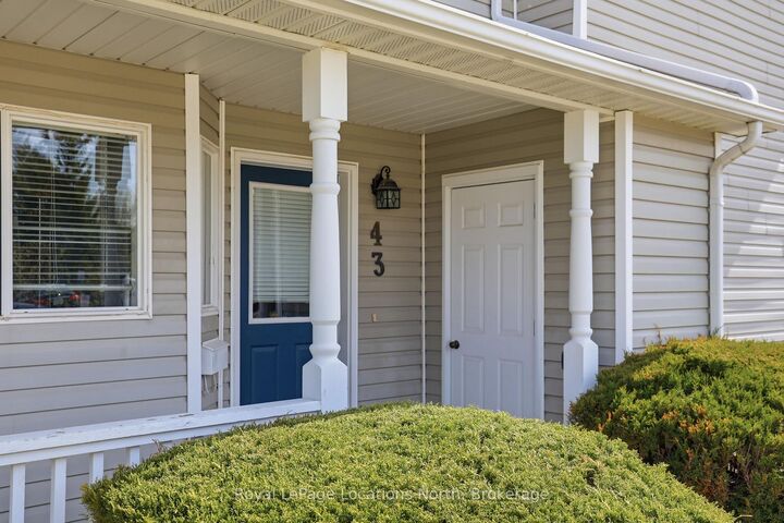 Property Photo: 43 Sundial Court ON L9Y 5E5