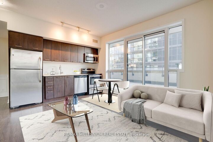 Property Photo: 2212 Lake Shore Boulevard W 308 ON M8V 0C2