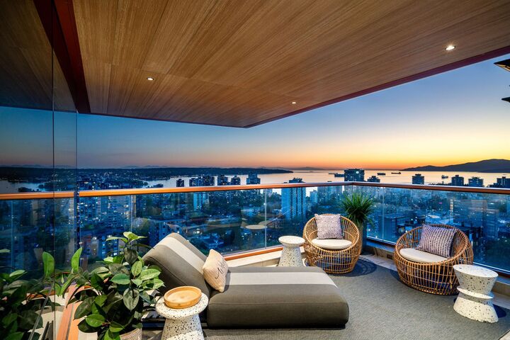 1408 Robson Street 2901 — photo 1