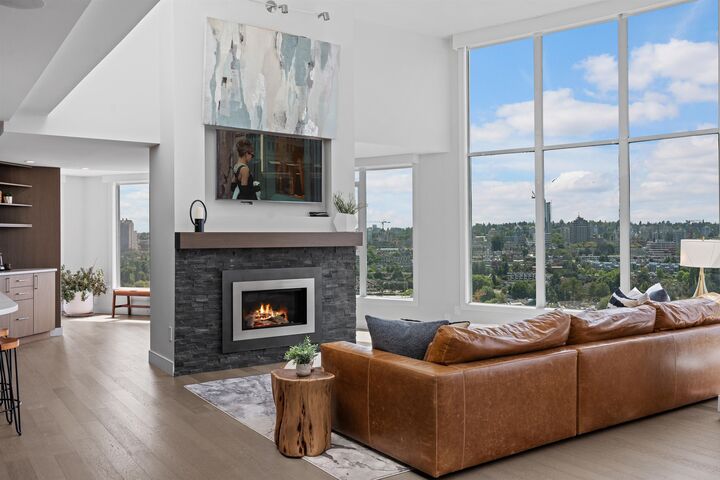 Photo de la propriété: 1500 Howe Street 2403 BC V6Z 2N1