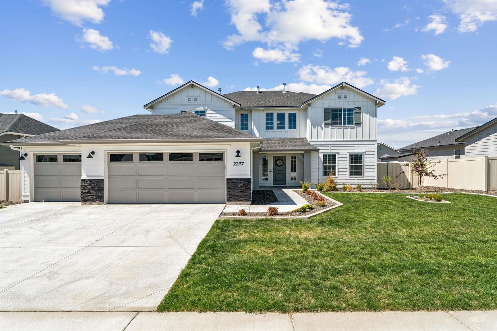 Property Photo:  2237 N Blue Marsh Way  ID 83669 