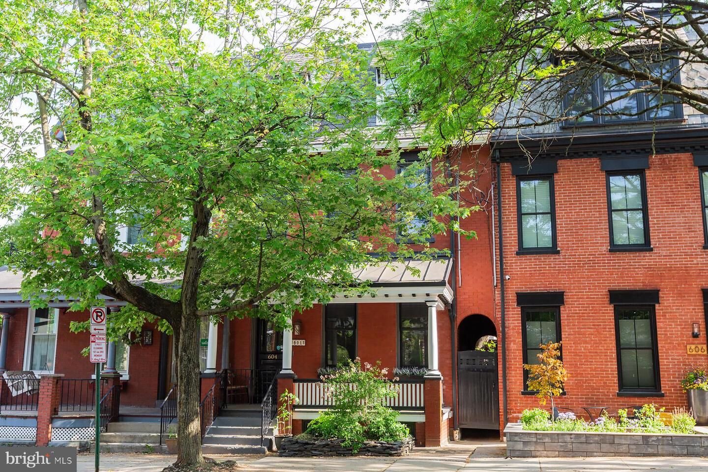 Property Photo:  604 W Chestnut Street  PA 17603 