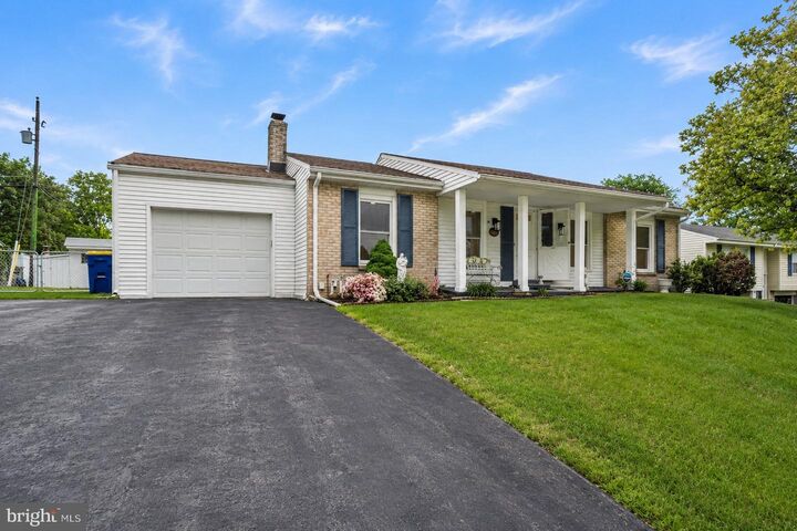 Property Photo:  530 Rupley Road  PA 17011 