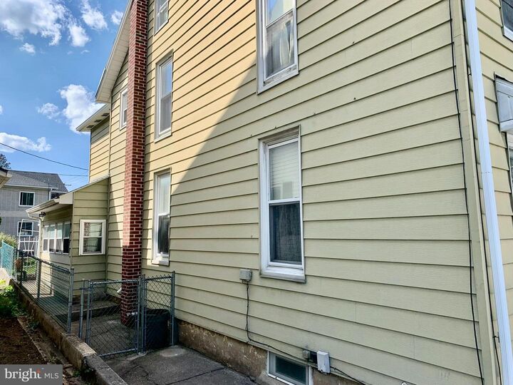 Property Photo:  32 Lash Street  PA 19607 