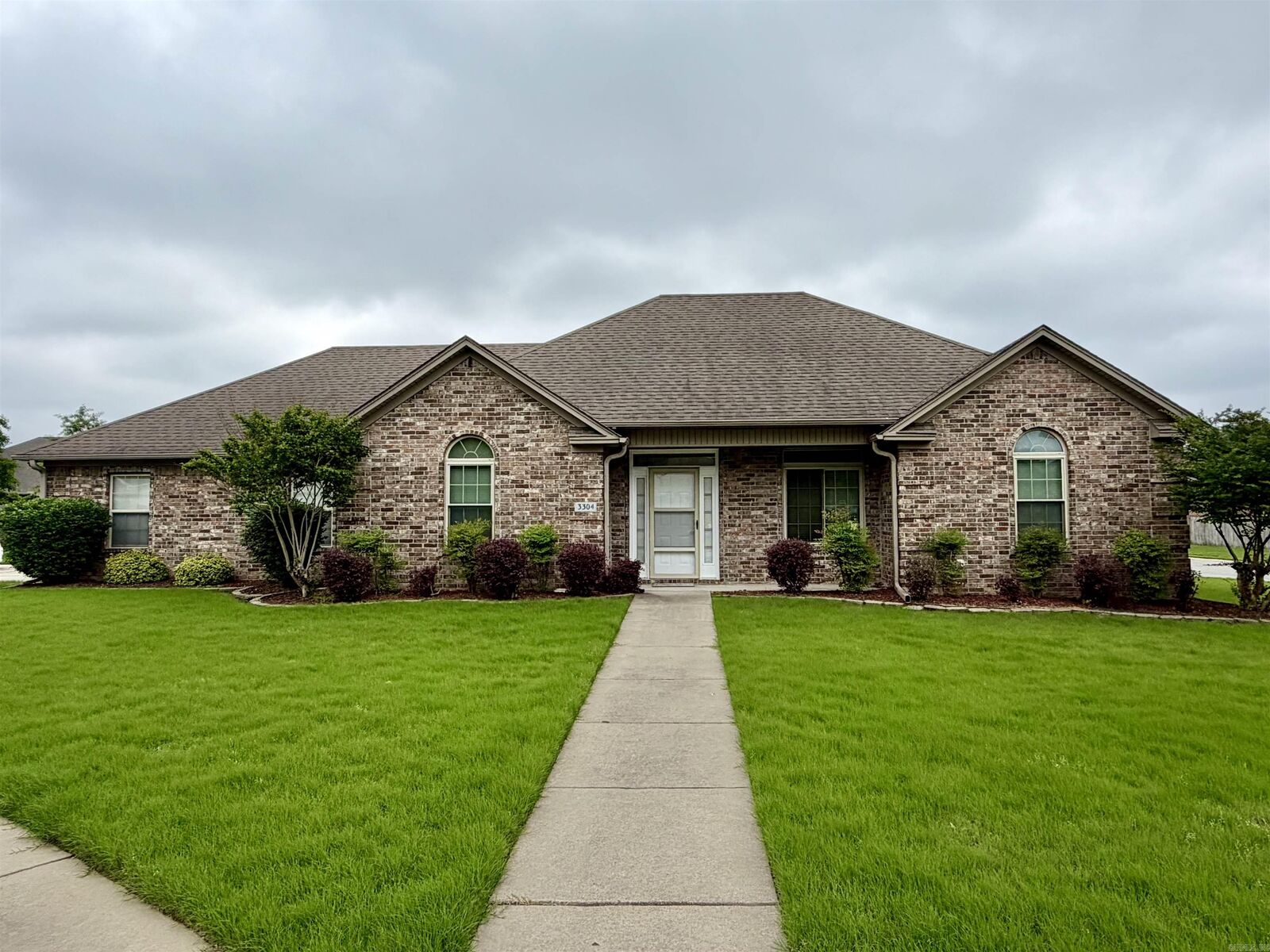 Property Photo:  3304 Lacross Dr  AR 72022 