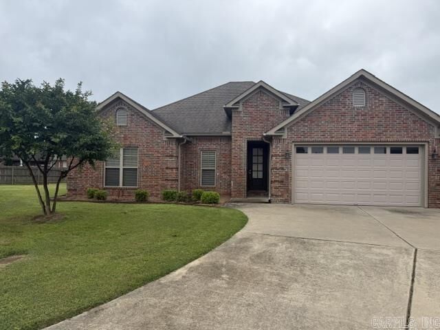 Property Photo:  2425 Eighteen Loop  AR 72034 