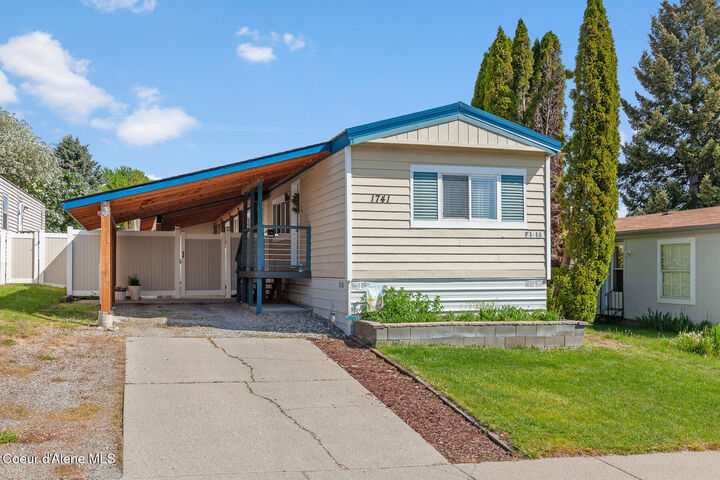 Property Photo:  1741 W Windsor Ave  ID 83815 