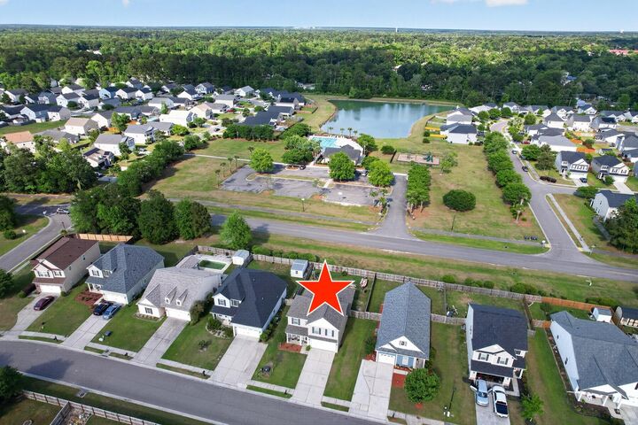 Property Photo:  2082 Clipstone Drive  SC 29456 