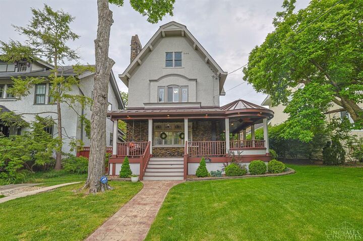 Property Photo:  1308 Edwards Road  OH 45208 