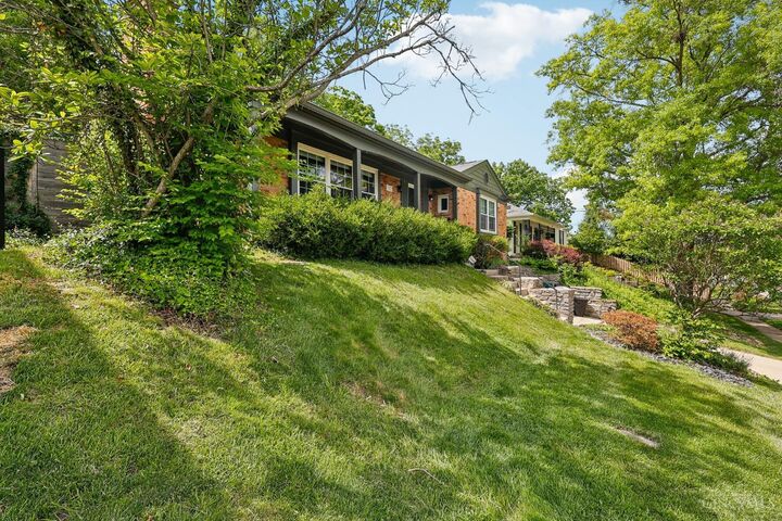 Property Photo: 1023 Paxton Avenue OH 45208