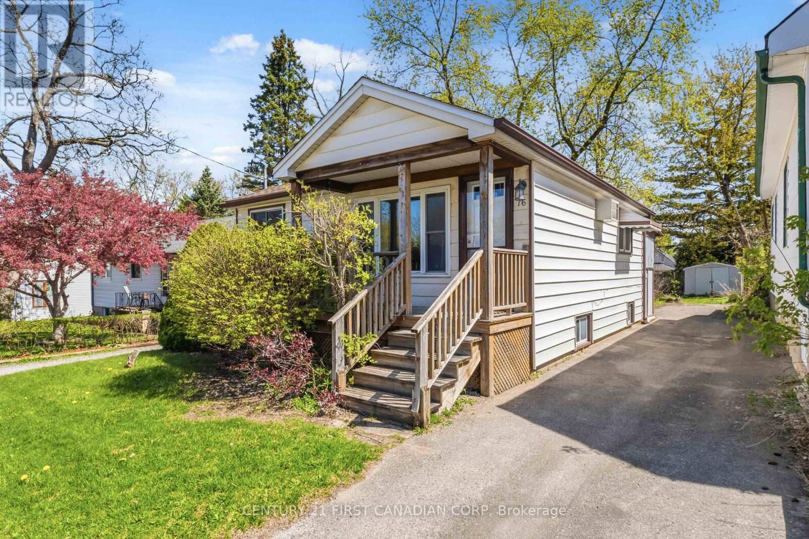 Property Photo:  76 McNay Street  ON N5Y 1K7 