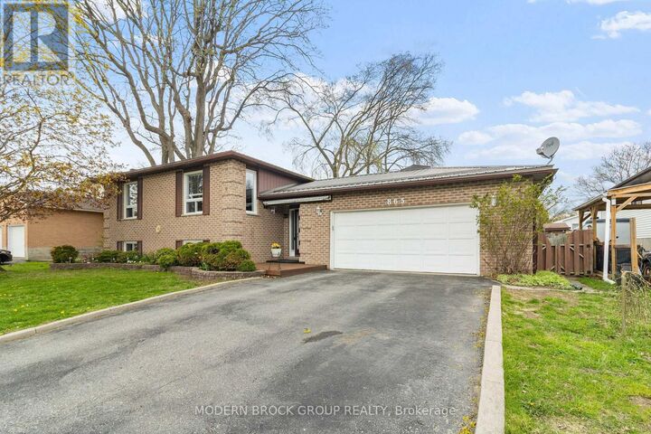 Property Photo:  865 Cunningham Crescent  ON K6V 6H3 